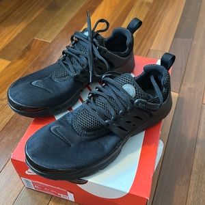 Nike Presto NEW Size 6y
